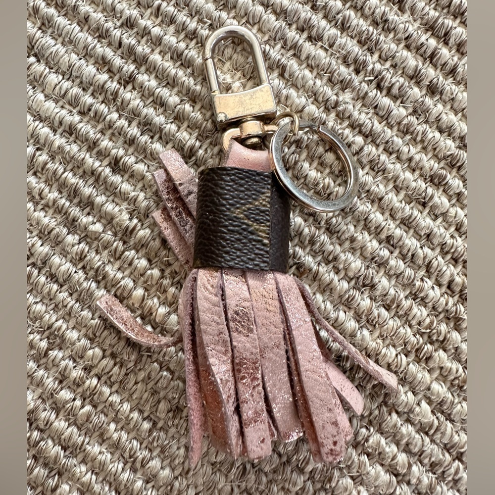 Women’s Keychain